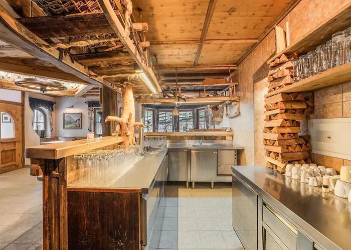 Holiday home In Stubaital By Slope & Sauna Neustift im Stubaital