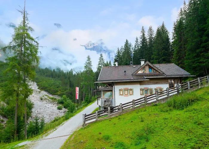 In Stubaital By Slope & Sauna *